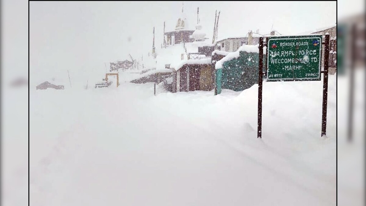 Snowfall in Shimla: शिमला के नारकंडा में सीजन का पहला हिमपात होटल कारोबारी खुश
