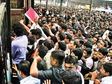 त्‍योहारी सीजन में भी बढ़ी बेरोजगारी, गावों के हालात ज्‍यादा हुए खराब