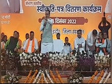 नायक फिल्म के अनिल कपूर की भूमिका में दिखे सीएम शिवराज, मंच से दो अफसर सस्पेंड