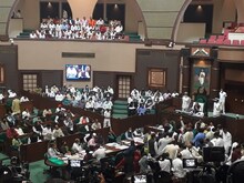 MP में शिवराज सरकार के खिलाफ अविश्वास प्रस्ताव पर विधानसभ में हुई चर्चा