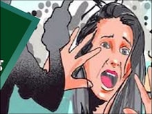 रात 12 बजे घर लौटने पर पति ने पूछी देरी की वजह, गुस्साई पत्नी ने फेंका तेजाब