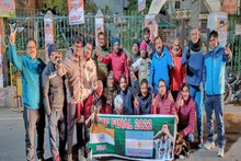 FIFA World Cup 2022: अर्जेंटीना की जीत पर अल्मोड़ा की सड़कों पर निकले फुटबॉल प्रेमी, जमकर मनाया जश्न