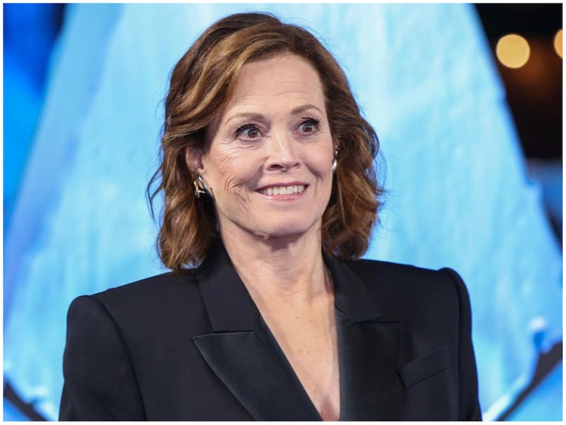 Avatar The Way Of Water, Avatar The Way Of Water realesed, Avatar The Way Of Water cast, Avatar The Way Of cast Water fees, , james cameron, , james cameron film avatar 2, avatar 2, kate winslet,Vin Diesel,Zoe Saldana,Stephen Lang ,Sam Worthington, The Way of the Water cast salary, Avatar: The Way of the Water fees, salman khan,Akshay Kumar, ajay devgn