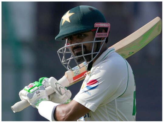 इंग्लैंड के खिलाफ घरेलू सीरीज में पाकिस्तान की क्लीन स्वीप तय है. (AP)