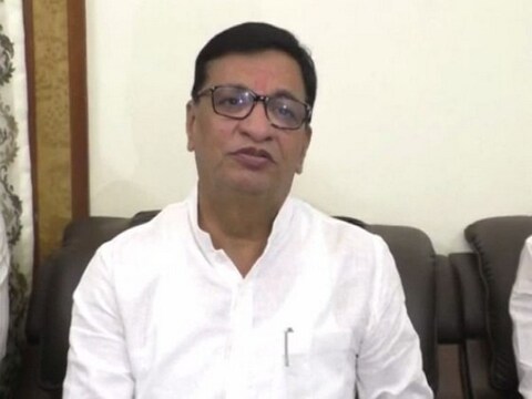 सुबह सैर के दौरान गिरने से कांग्रेस नेता बालासाहब थोराट की कंधे की हड्डी टूटी. (फोटो-ANI)