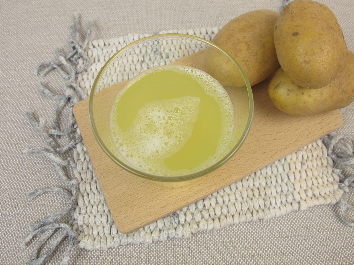 Benefits of potato juice: आलू का जूस सिर्फ स्किन ही नहीं संपूर्ण स्वास्थ्य  के लिए है फायदेमंद - potato juice is beneficial not only for skin but also  for overall health in