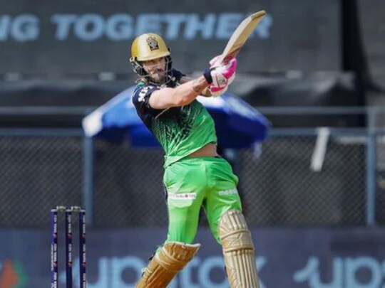 IPL Auction 2023: फाफ डुप्लेसी (Faf du Plessis) ने बेहतरीन पारी खेली. (PTI)  