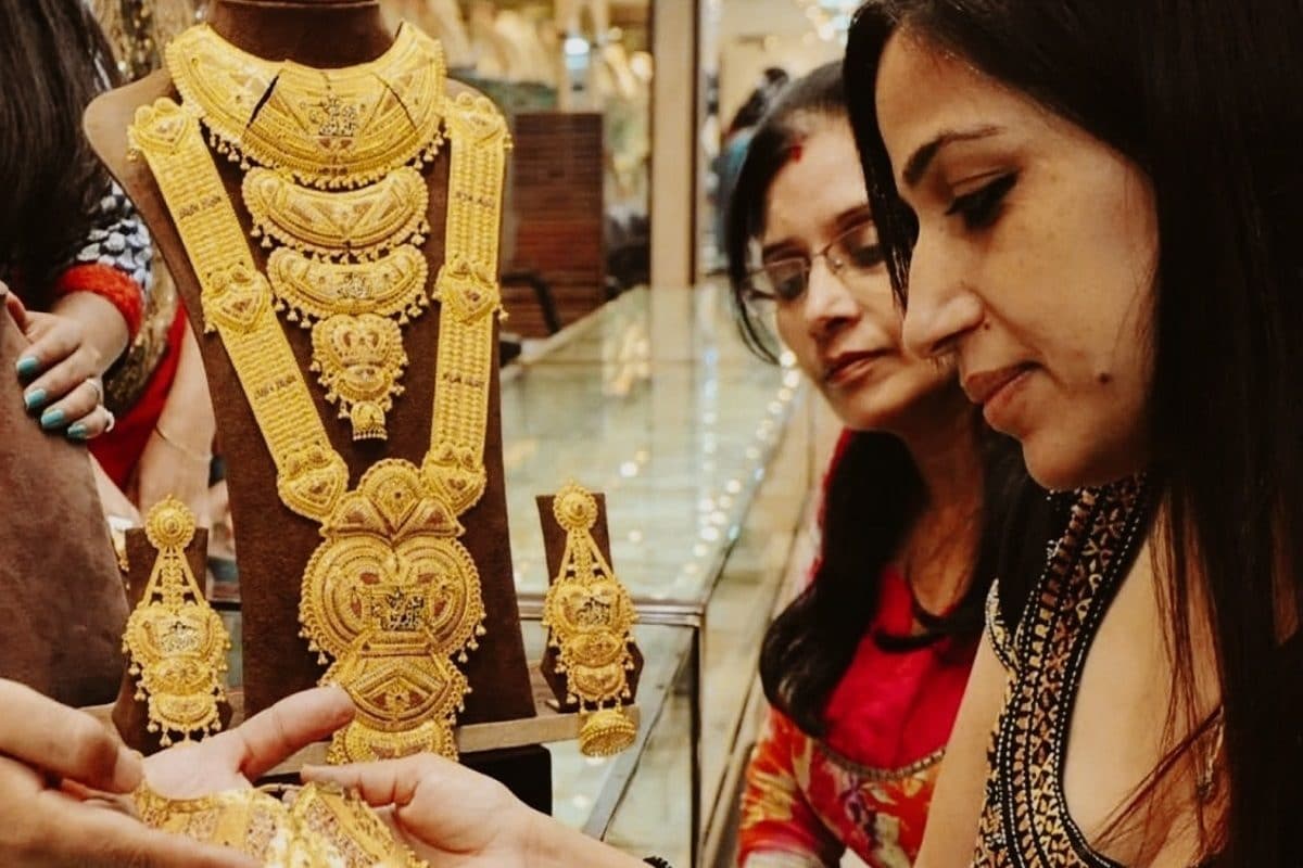 2023 में सोने के भाव में आ सकता है तेज उछाल, ₹61,000 तक जा सकता है रेट -  gold rate will reach 61k rupees level in 2023 sone ka aaj ka bhav – News18  हिंदी