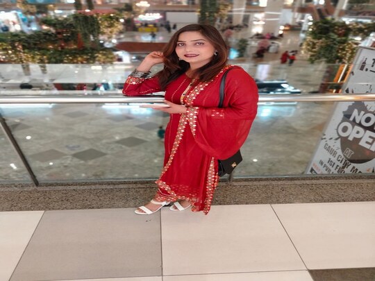 ग्रेटर नोएडा से एक हैरान करने वाली मर्डर मिस्ट्री सामने आई है.