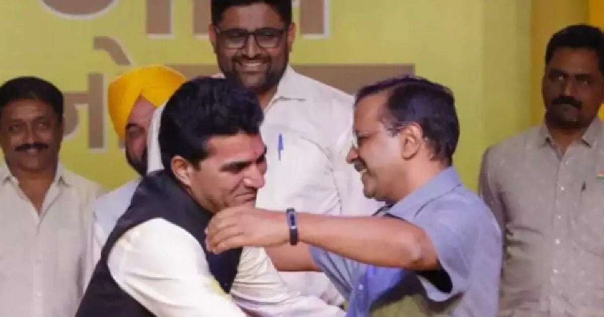 AAP Seats in Gujarat Results गुजरात में इन सीटों पर आगे चल रही आप