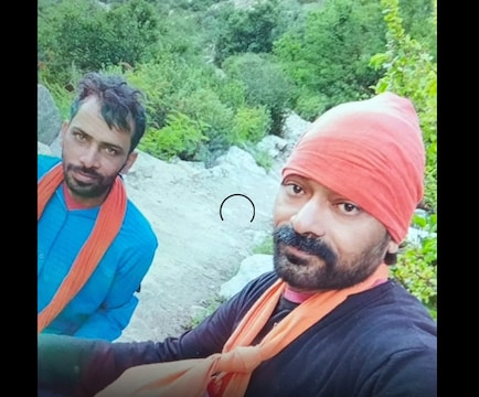 पानीपत जिला के छाजपुर के रहने वाले सोनू (38) व सुनील (36) पुत्र जसबीर सिंह अपनी बाइक पर यमुनानगर से पानीपत की तरफ जा रहे थे. 