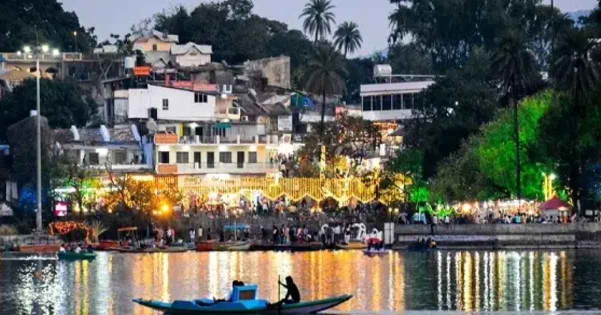 For the first time in Mount Abu, the temperature was zero, about 40 thousand tourists arrived to celebrate the new year