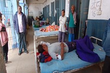 Bihar: नेनुआ तोड़ने को लेकर हुए विवाद में भाई ने भाई पर हंसुली से किया हमला, बचाने गए पड़ोसी को भी पीटा, अस्पताल में भर्ती