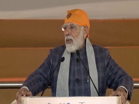  हमें इतिहास के नाम पर वह गढ़े हुए नैरेटिव बताए और पढ़ाए जाते रहे, वीर बाल दिवस कार्यक्रम में बोले पीएम मोदी. 