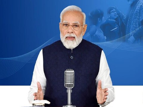 केंद्रीय दूरसंचार एवं सूचना प्रौद्योगिकी मंत्री अश्विनी वैष्णव ने कहा कि सरकार रेहड़ी-पटरी वालों को 5,000 रुपये तक की सूक्ष्म ऋण सुविधा देने पर खास जोर देगी.