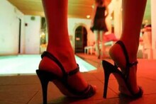 Sex racket running in the name of spa center in Delhi's posh area, girls from Thailand were available for ₹ 5000