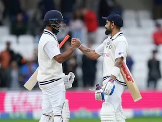  विराट कोहली और चेतेश्वर पुजारा टीम इंडिया के अहम बैटर हैं. इन दोनों खिलाड़ियों को टारगेट करते हुए ऑस्ट्रेलियाई कप्तान लॉयन को निश्चित तौर पर आगे लाएंगे. यह स्पिनर दोनों बैटर के लिए एक बड़ी चुनौती साबित हो सकता है. (AP)