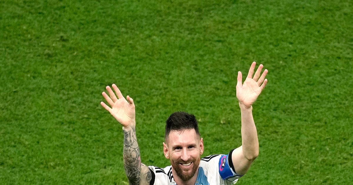 Lionel Messi Net Worth: Messi is the owner of luxurious house, hotel and private jet, this is one day’s earning