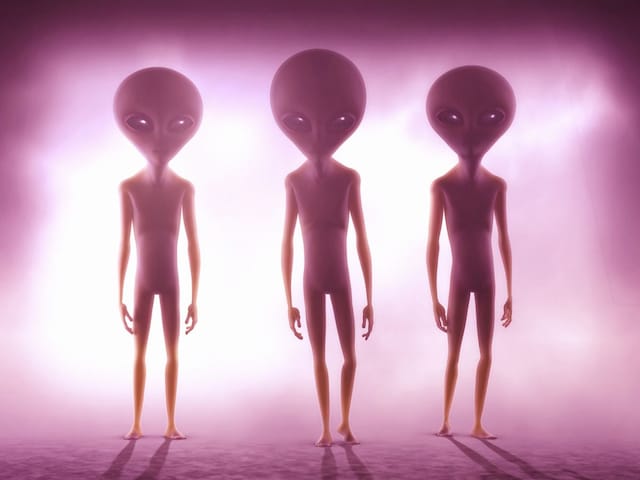 एलियंस पर अमेरिका ने उगला सच! UFO को लेकर कही ऐसी बात जो पलट देगी पूरी कहानी एलियंस पर अमेरिका ने उगला सच! UFO को लेकर कही ऐसी बात जो पलट देगी पूरी कहानी