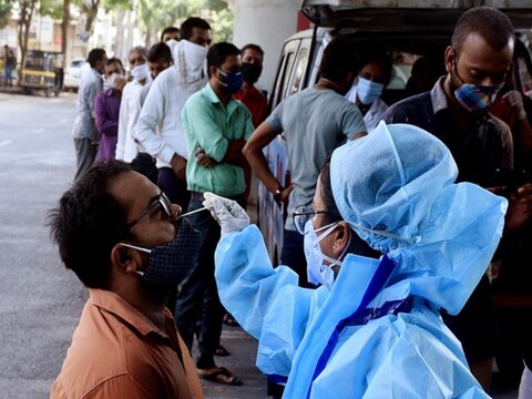 भारत में एक दिन में कोरोना वायरस संक्रमण के 157 नए मामले सामने आए. (फोटो- ANI)
