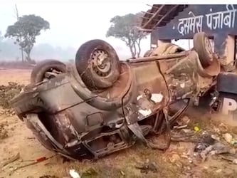  मिनिस्ट्री ऑफ रोड ट्रांसपोर्ट एंड हाइवेज के आंकड़ों के अनुसार, देश में वर्ष 2021 में 19,478 सड़क दुर्घटनाएं वाहन चालक की गलती और लापरवाही के कारण हुई जिसमें 9,150 लोगों की मौत हो गई और 19,077 लोग घायल हुए.