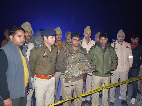 Bhadohi Police Encounter: रेप और हत्या का आरोपी पुलिस मुठभेड़ में घायल 