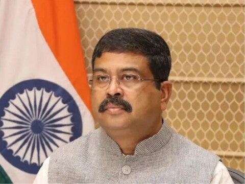 बीजेपी ने केंद्रीय मंत्री धर्मेंद्र प्रधान को कर्नाटक में पार्टी का चुनाव प्रभारी नियुक्त किया है. (फाइल फोटो)