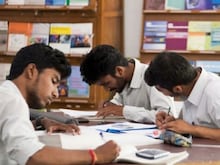 बच्चे को कोटा भेजना है? तो मेडिकल-इंजीनियरिंग की तैयारी से पहले करें ये काम!