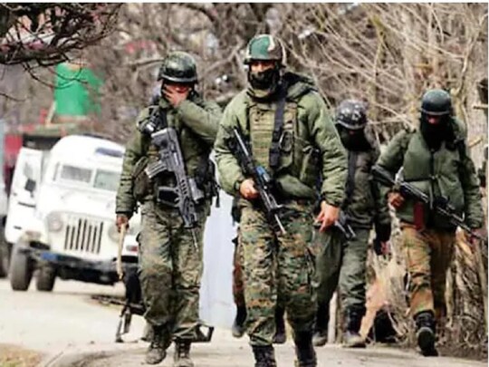 Jammu kashmir: शोपियां जिले के मुंझ इलाके में सेना और आतंकियों के बीच मुठभेड़ हुई.. (सांकेतिक फोटो)
