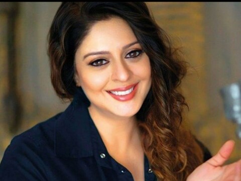 नगमा इन दिनों कांग्रेस पार्टी में सक्रिय हैं. (फोटो साभार: nagma_actress/Instagram)