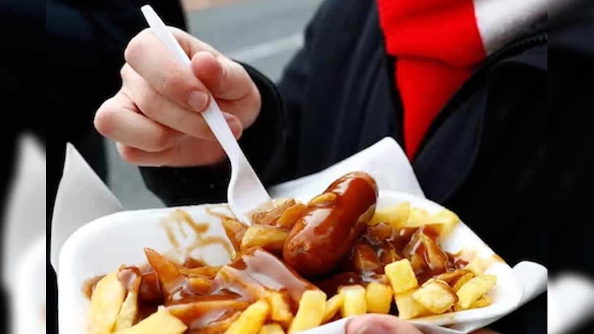 Health Tips: ओवर ईटिंग से परेशान हैं? इन 4 आसान तरीकों से कंट्रोल करें अपनी  आदत - health tips worried about overeating control your habit in these 4  easy ways - News18 हिंदी