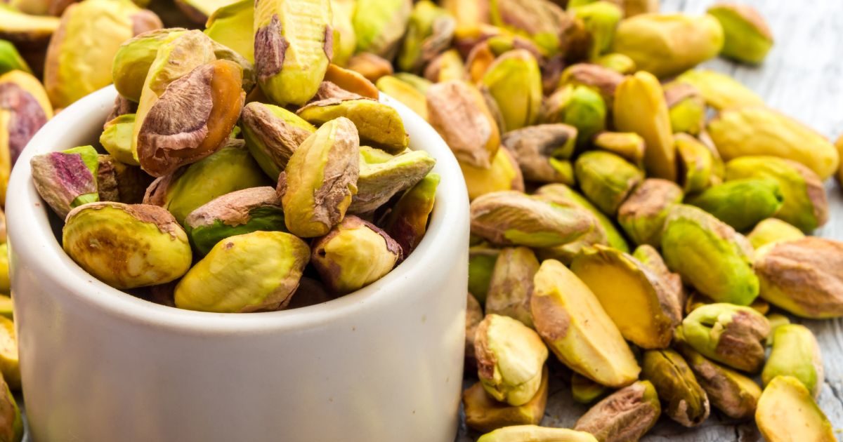 पिस्ता खरीदते समय अपनाएं ये ट्रिक्स, मिनटों में होगी असली और नकली की