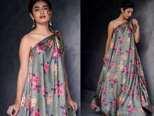 'आंख मारने वाली' Wink Girl प्रिया प्रकाश वरियर के डिजाइनर कपड़ों का उड़ा मजाक