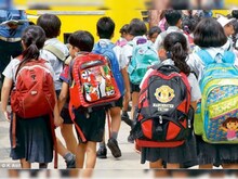 लखनऊ में 8वीं तक के स्कूलों का बदला समय, जानिए कैसा रहेगा आने वाला मौसम