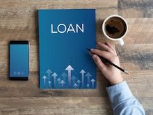 Bank Loan: इस बैंक के ग्राहकों को तगड़ा झटका! दो दिन बाद महंगा होने जा रहा लोन