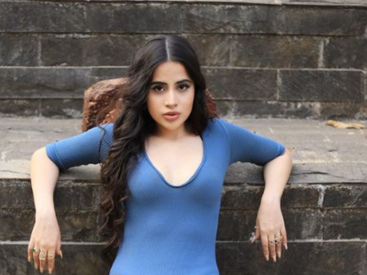 उर्फी जावेद से प्रोड्यूसर जब जबरन बोल्ड सीन करने के लिए बोल रहा था. (फोटो साभार: urf7i/Instagram)