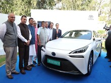 डीजल-पेट्रोल की छुट्टी, हाइड्रोजन से चलती है यह कार, 640KM की ताबड़तोड़ रेंज