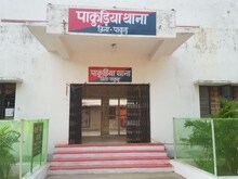 जलापूर्ति योजना की पाइप चोरी कर भाग रहा चोर गिरफ्तार, ट्रक से 61 पाइप ज़ब्त