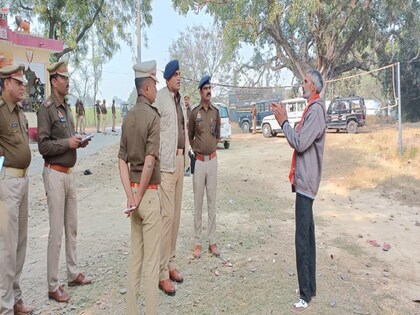 यूपी के आजमगढ़ में हुई घटना के बाद पहुंची पुलिस