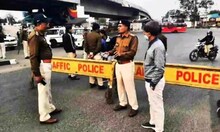Bhopal News: पुलिस ने चेकिंग पॉइंट से 100 मीटर पहले लगाए चेतावनी बोर्ड, जानिए वजह