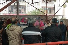 कश्मीरी अष्टमी: खीर भवानी माता मंदिर में अष्टमी की धूम, महिलाओं ने तोड़ा व्रत 