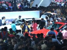 महिंद्रा, मर्सिडीज, BMW, Audi के फैन निराश, कंपनियों ने फैसला ही लिया कुछ ऐसा