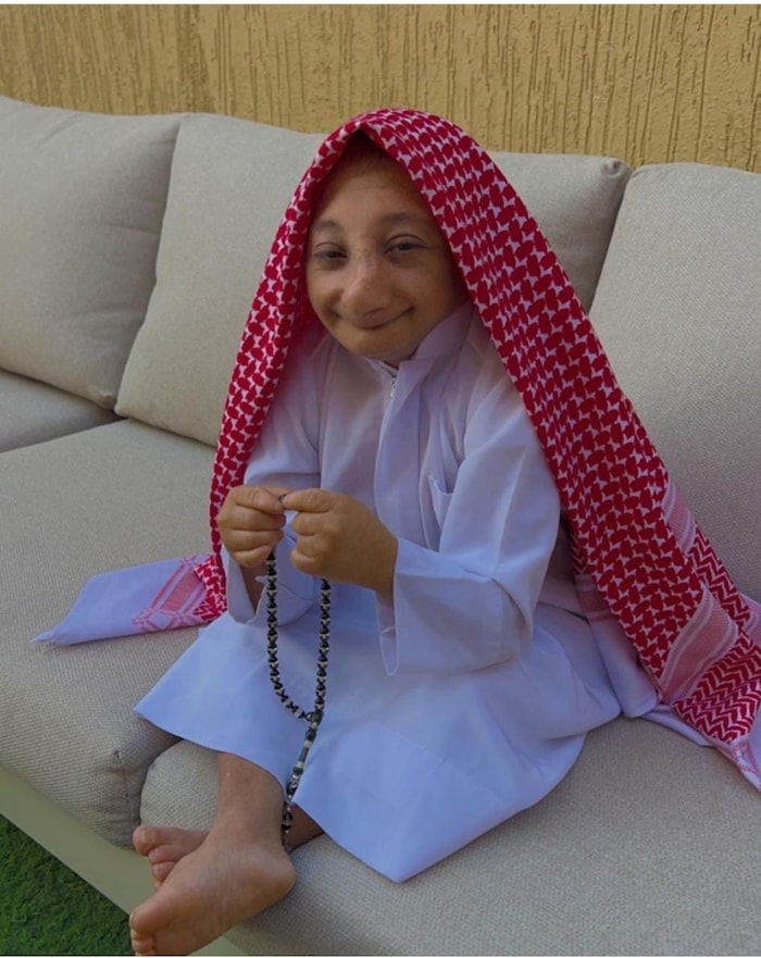 PHOTOS सऊदी अरब के 'छोटे शेख' का निधन, मॉडल के साथ वायरल वीडियो से हुए