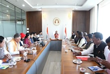 चुनावी साल में याद आयी जनता, आपके घर पहुंचने वाले हैं सीएम शिवराज और उनके मंत्री-विधायक