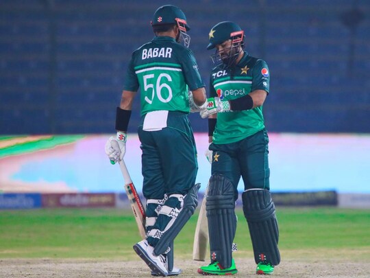 बाबर आजम और मोहम्मद रिजवान को 'द हंड्रेड' में नहीं मिला कोई खरीददार. (Twitter/PCB)