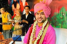 बागेश्वर धाम में धर्म परिवर्तन, ओड़िशा की सुल्ताना बेगम बनीं शुभी दासी