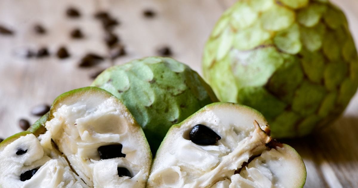 Benefits of Custard Apple Custard Apple, which keeps the heart healthy