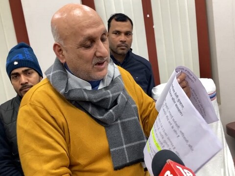 बिहार के शिक्षा मंत्री चंद्रशेखर रामचरितमानस पर दिए अपने बयान पर कायम हैं.