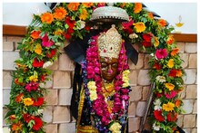 Morena news: शनि मंदिर में उमड़े भक्त, सेवा में तैनात रहे 1200 कर्मचारी और 300 नाई