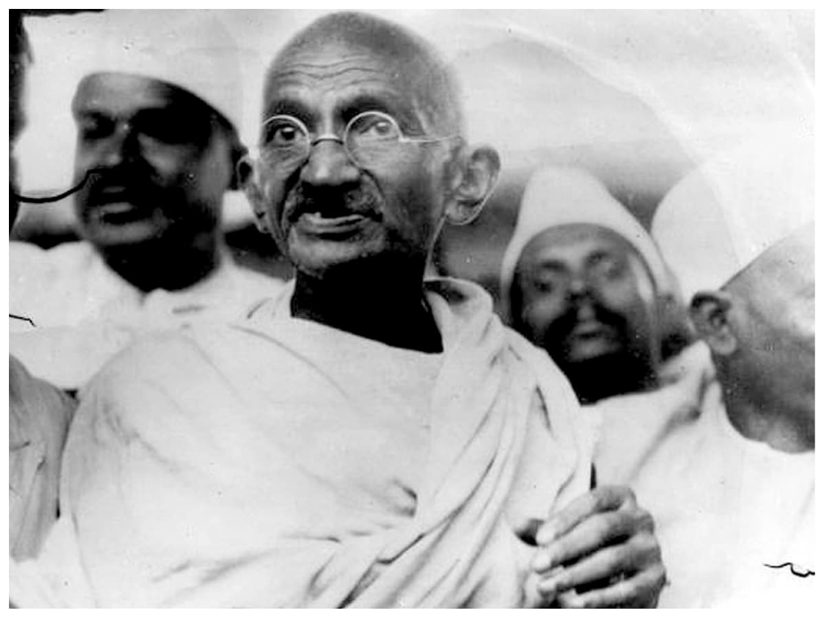 gandhiji and great trial, gandhi jayanti, Mahatma Gandhi, Sedetion Charges on Mahatma Gandhi, Father of Nation, Great Trial, Justice CN Broomfield, British Rule, Freedom fighter, Independence, Court, Ahmadabad, gandhiji in hindi news, gandhi in hindi, mahatma gandhi news, gandhi jayanti, gandhi jayanti speech, gandhi jayanti speech about hindu, hindu religion, how gandhiji believe he is good hindu